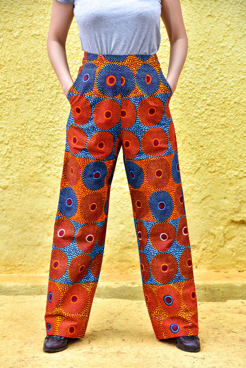 ワイド・レッグ・パンツ Wide-Leg Pants